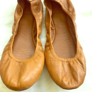 Tory Burch Eddie ballet flights in tan/brown